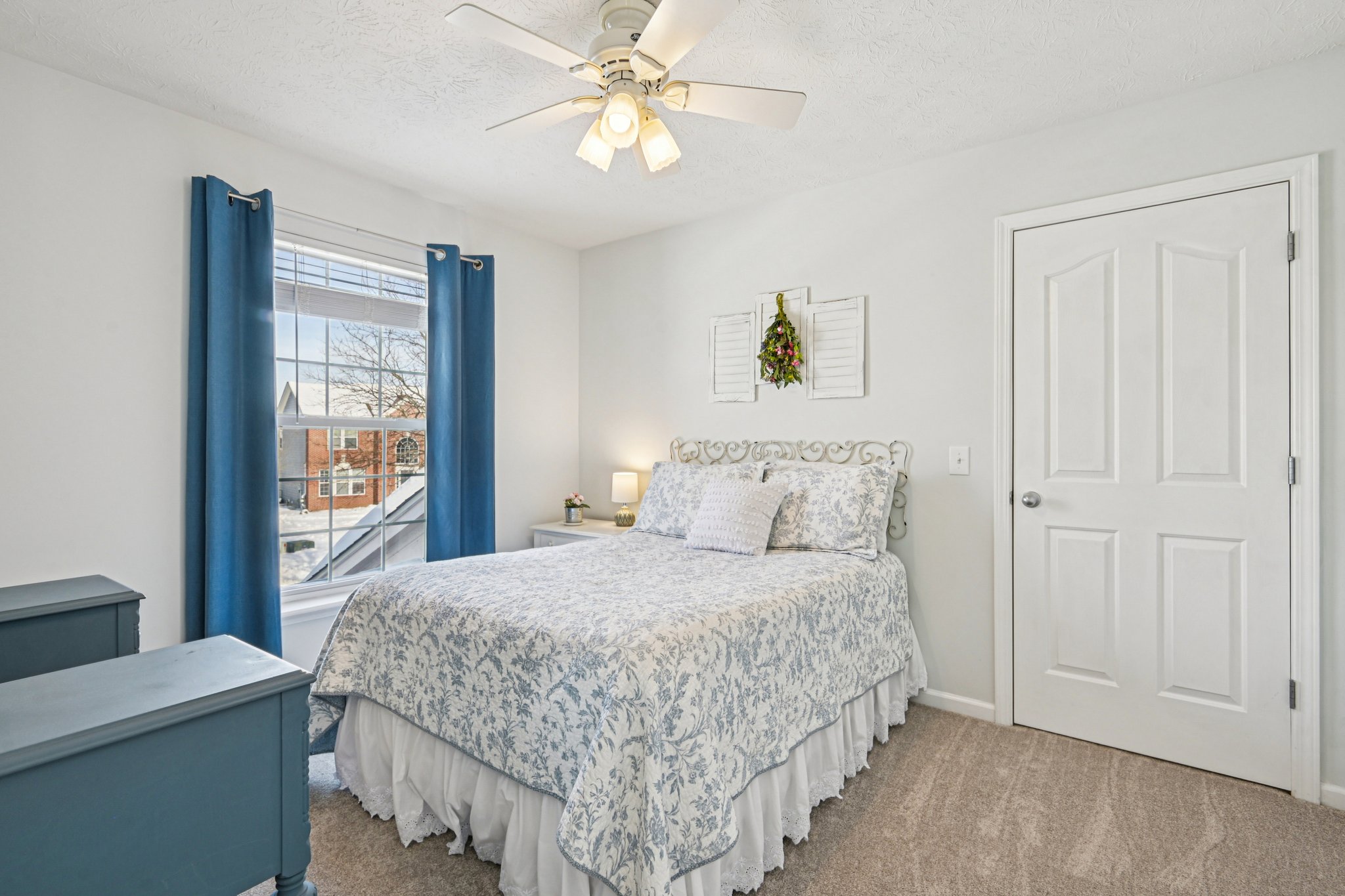 Catlin Ln-S3001-061.jpg