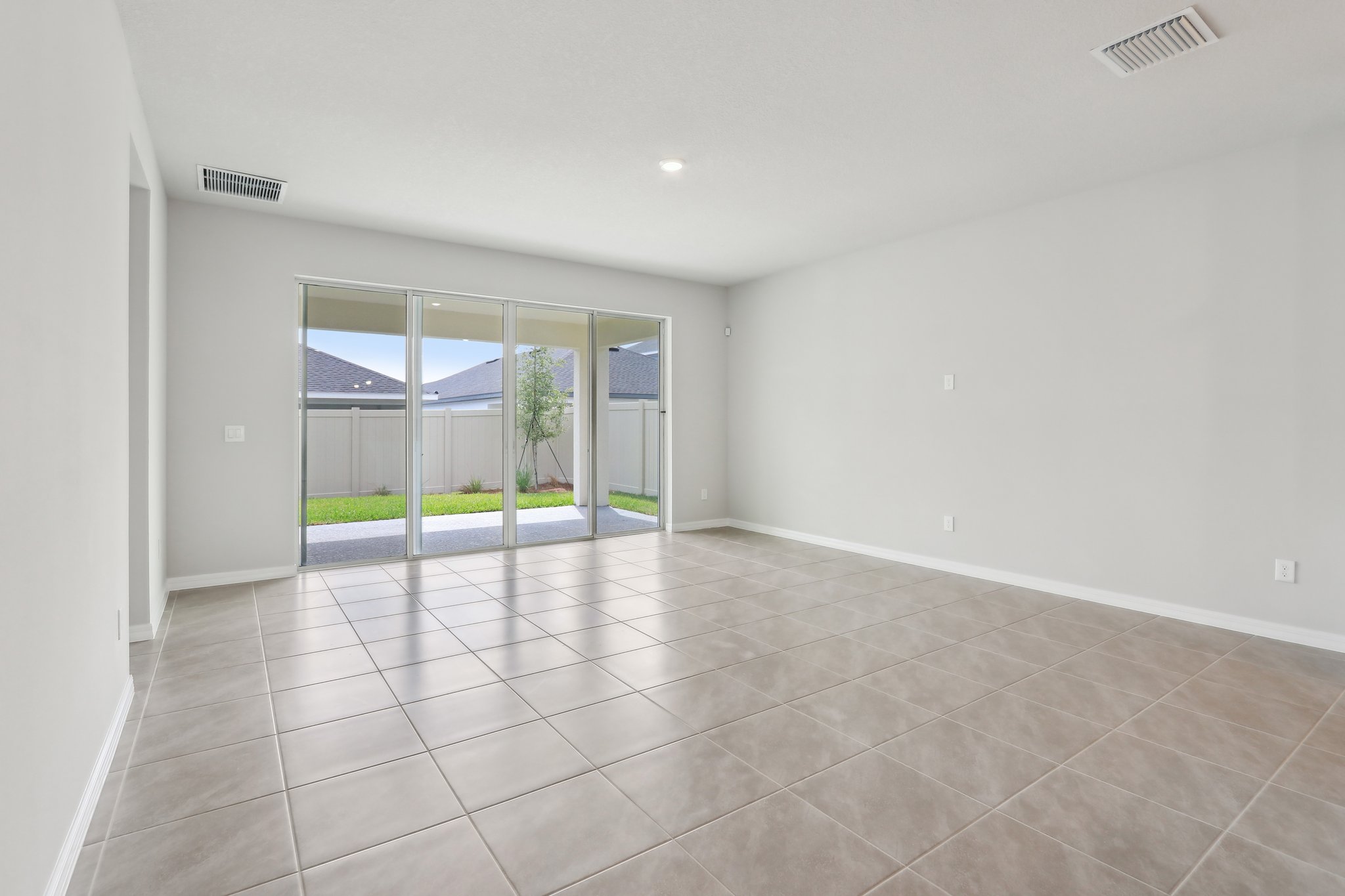Sacred Oak Ave-2304-007.jpg