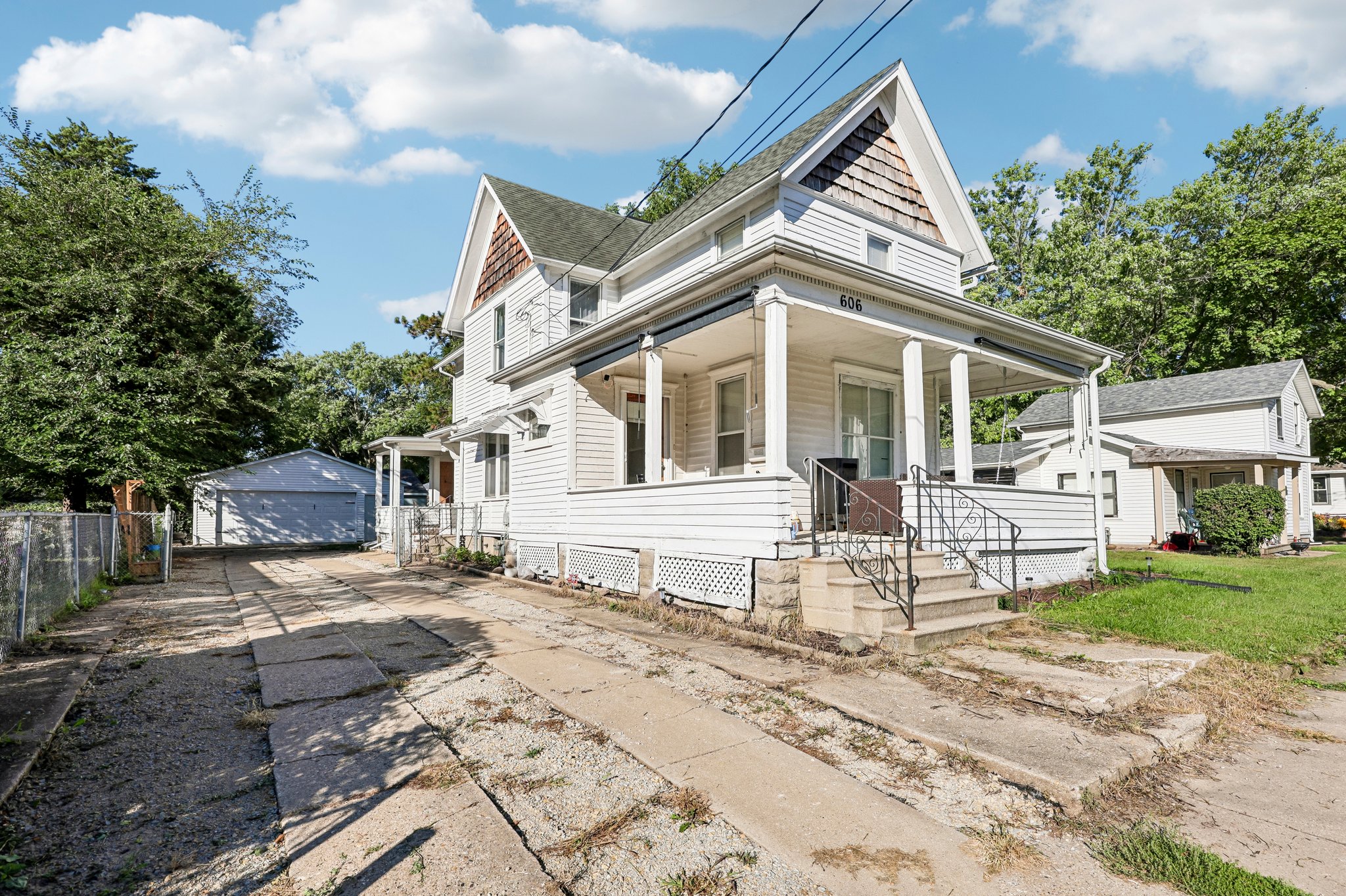 Chestnut St-S0809-002.jpg