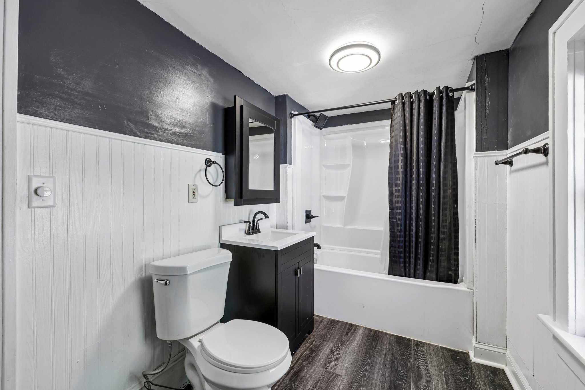 Chestnut St-S0809-026.jpg