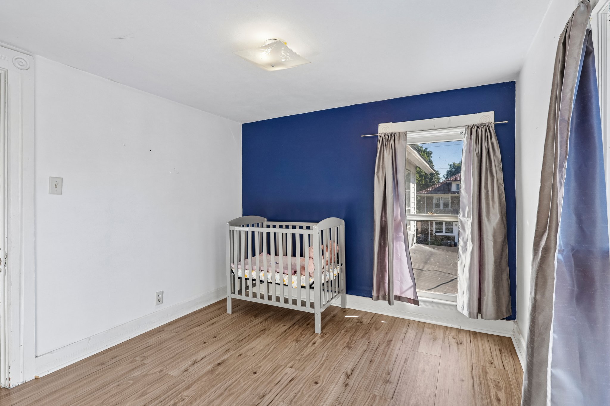 Chestnut St-S0809-031.jpg