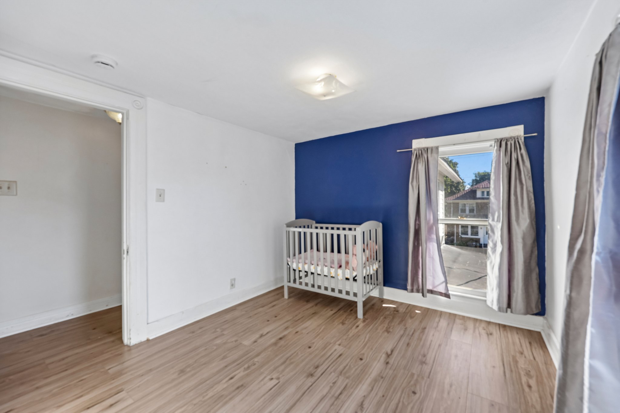 Chestnut St-S0809-032.jpg