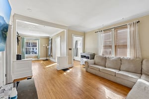 Chestnut St-S0809-011.jpg