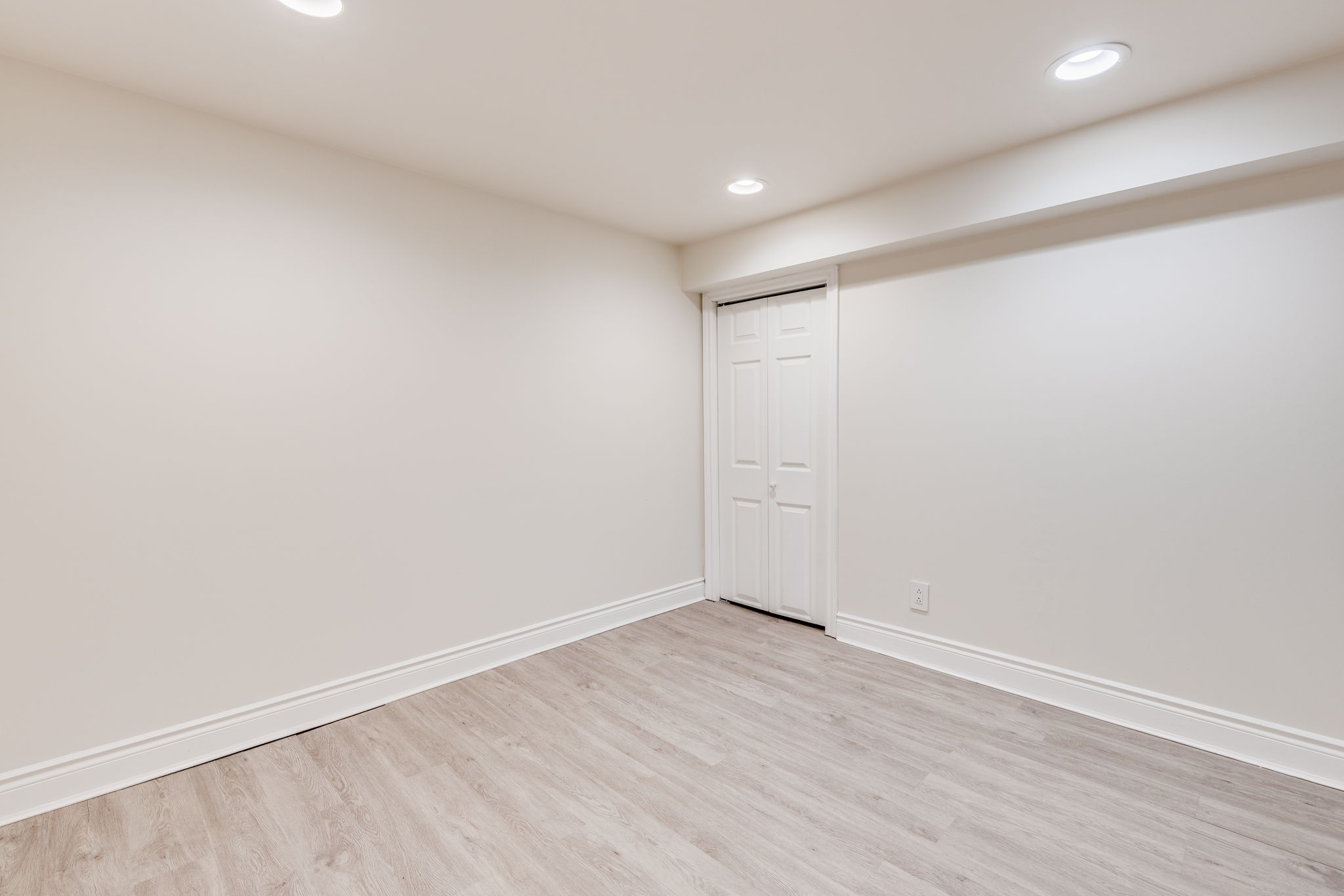 Toronto property showcase — delivered property photograph 13