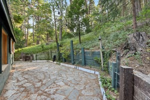 Crest Estates Dr-S2906-008.jpg