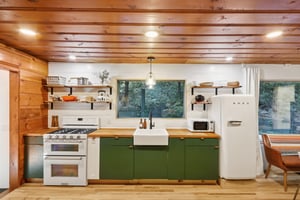 Crest Estates Dr-S2906-019.jpg