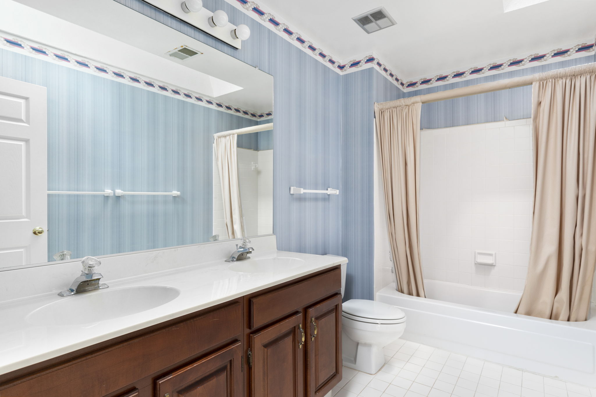 606 Jacob Ct SW, Leesburg, VA 20175, USA Photo 29