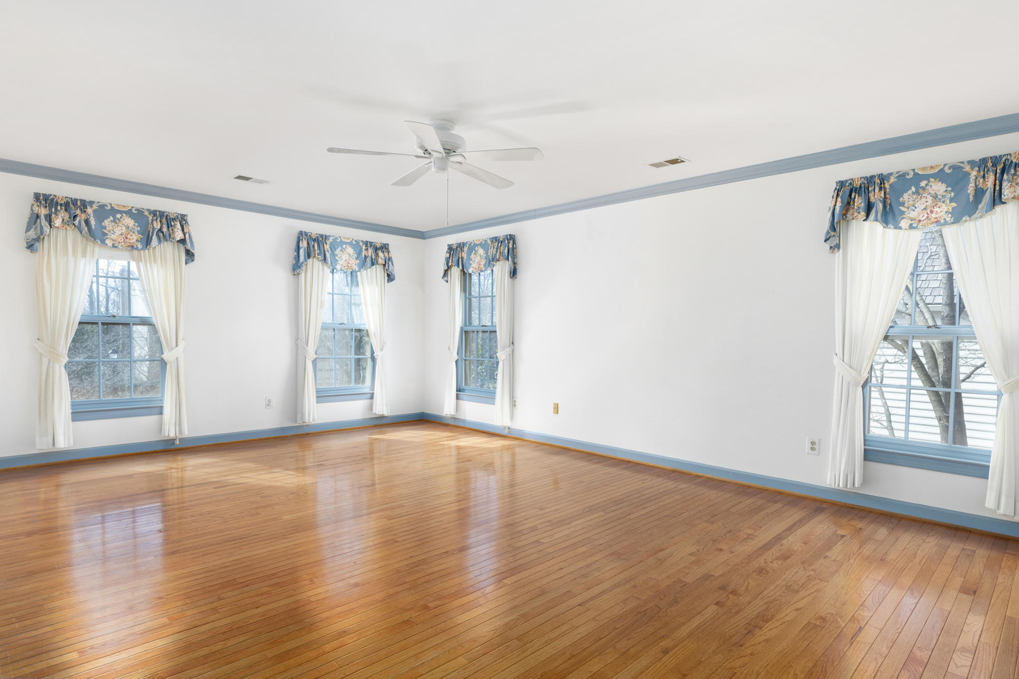 606 Jacob Ct SW, Leesburg, VA 20175, USA Photo 31