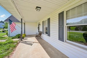 Maplewood Dr-S0310-007.jpg