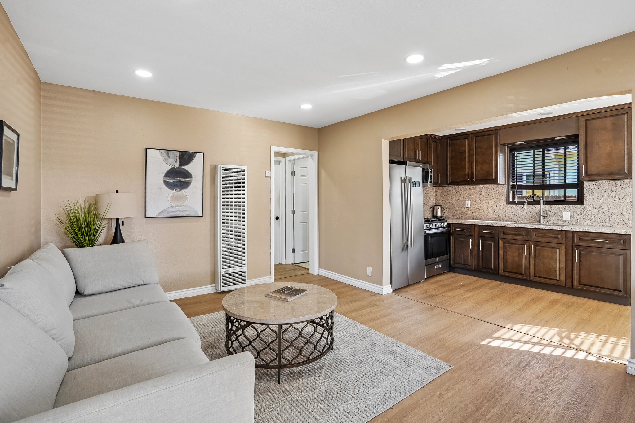 Phelan Ln-S0110-006.jpg
