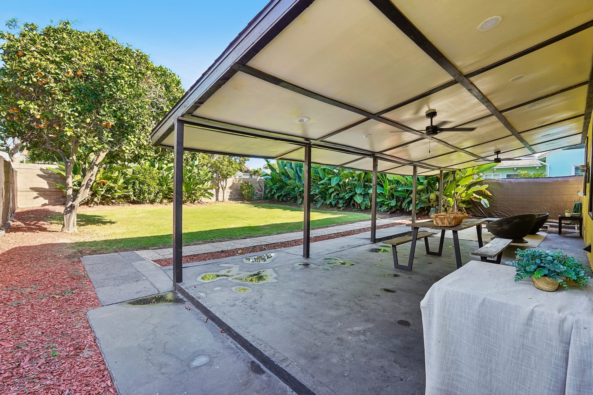 Phelan Ln-S0110-020.jpg
