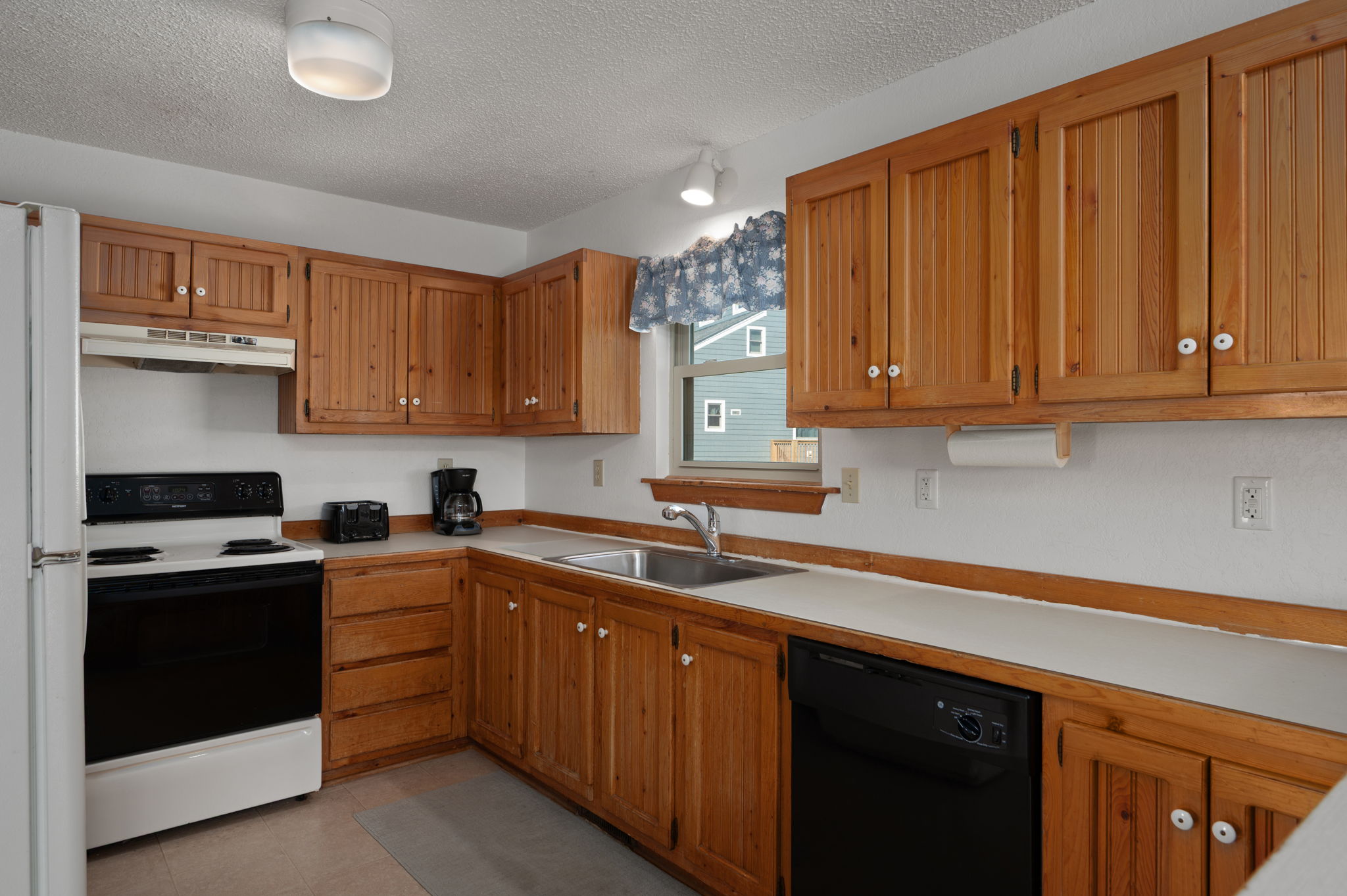 606-Sea-Oats-TL-Kitchen-V2