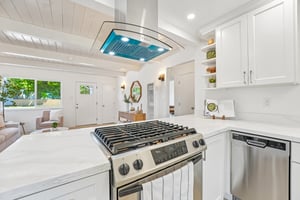 W 9th St-S1905-029.jpg