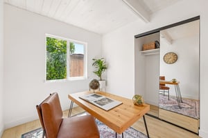 W 9th St-S1905-039.jpg