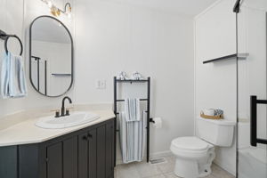  Photo 23