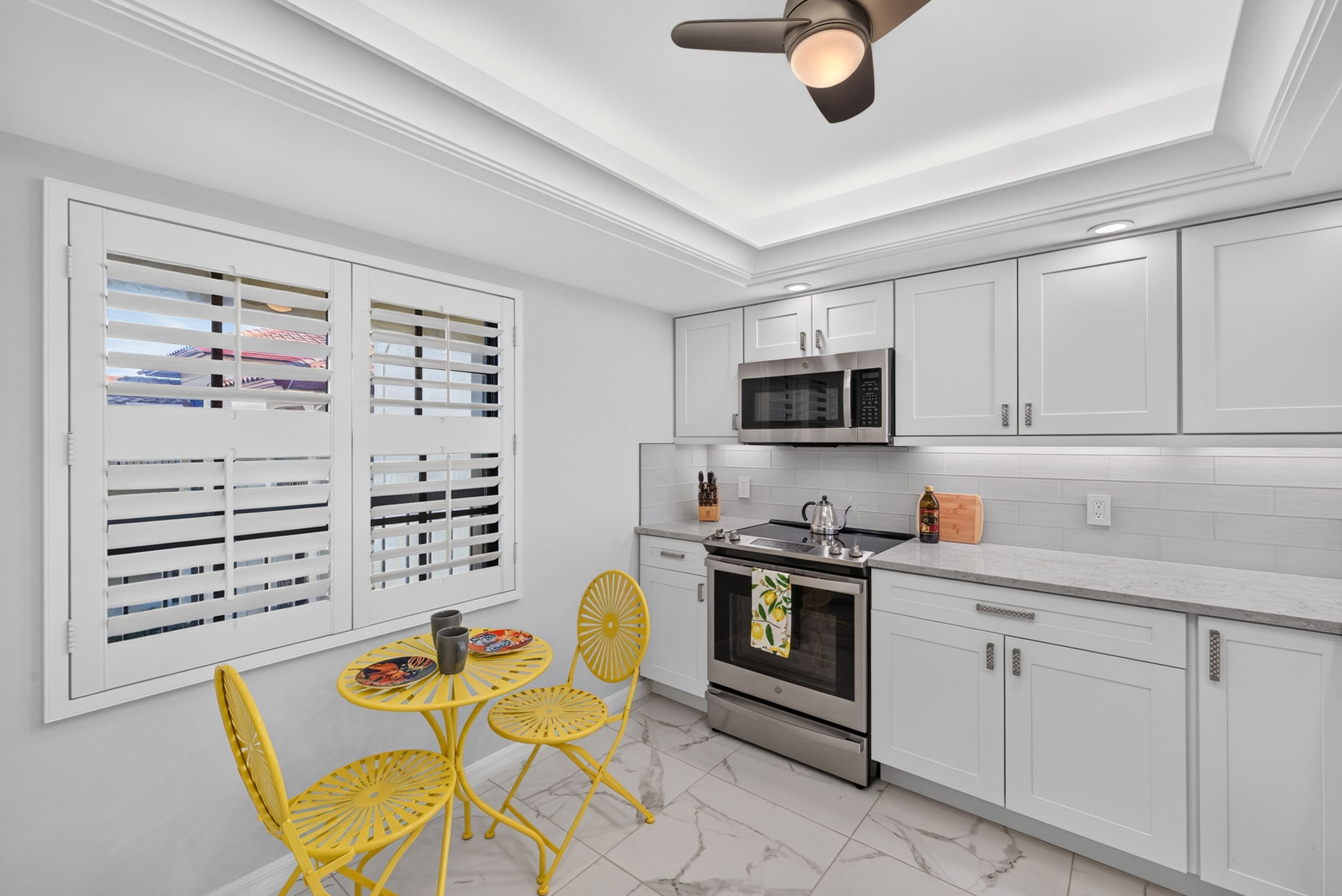 Kitchen 3 of 3