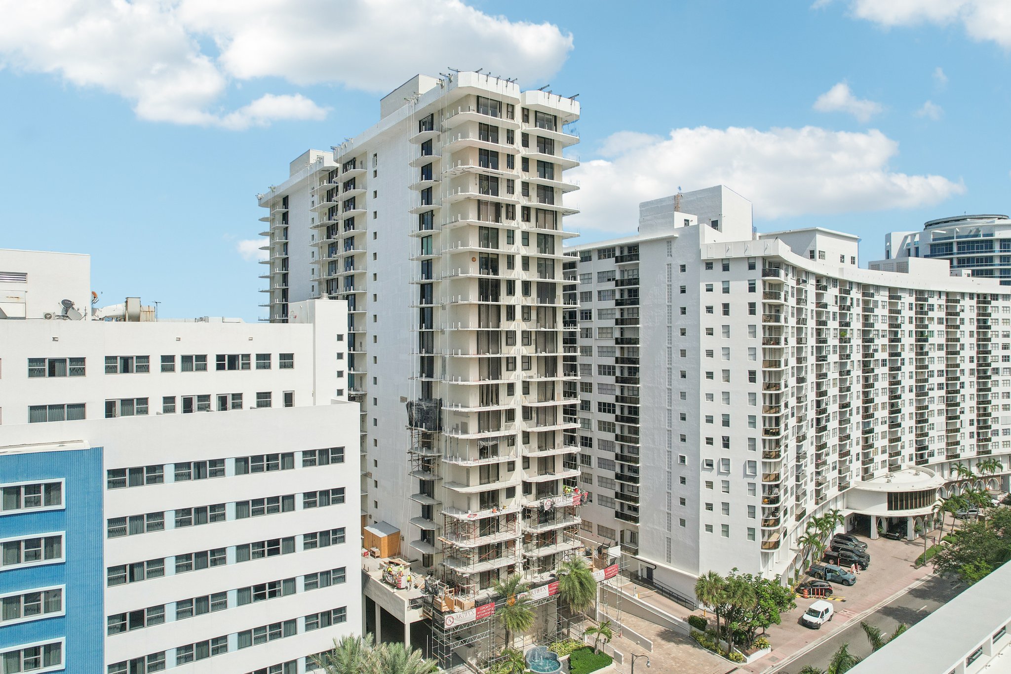 Collins Ave-2905-031.jpg