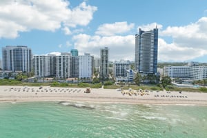 Collins Ave-2905-033.jpg