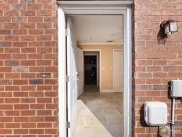  Photo 44