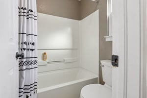 2nd St-S1911-025.jpg