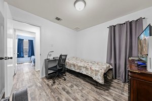  Photo 23