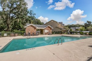 Oak Pointe Town Homes