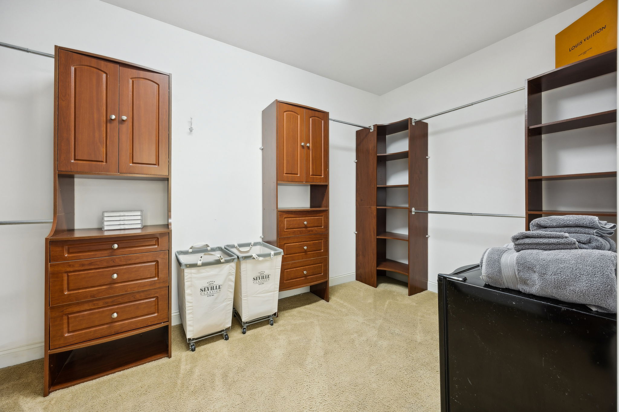 Primary Bedroom Closet