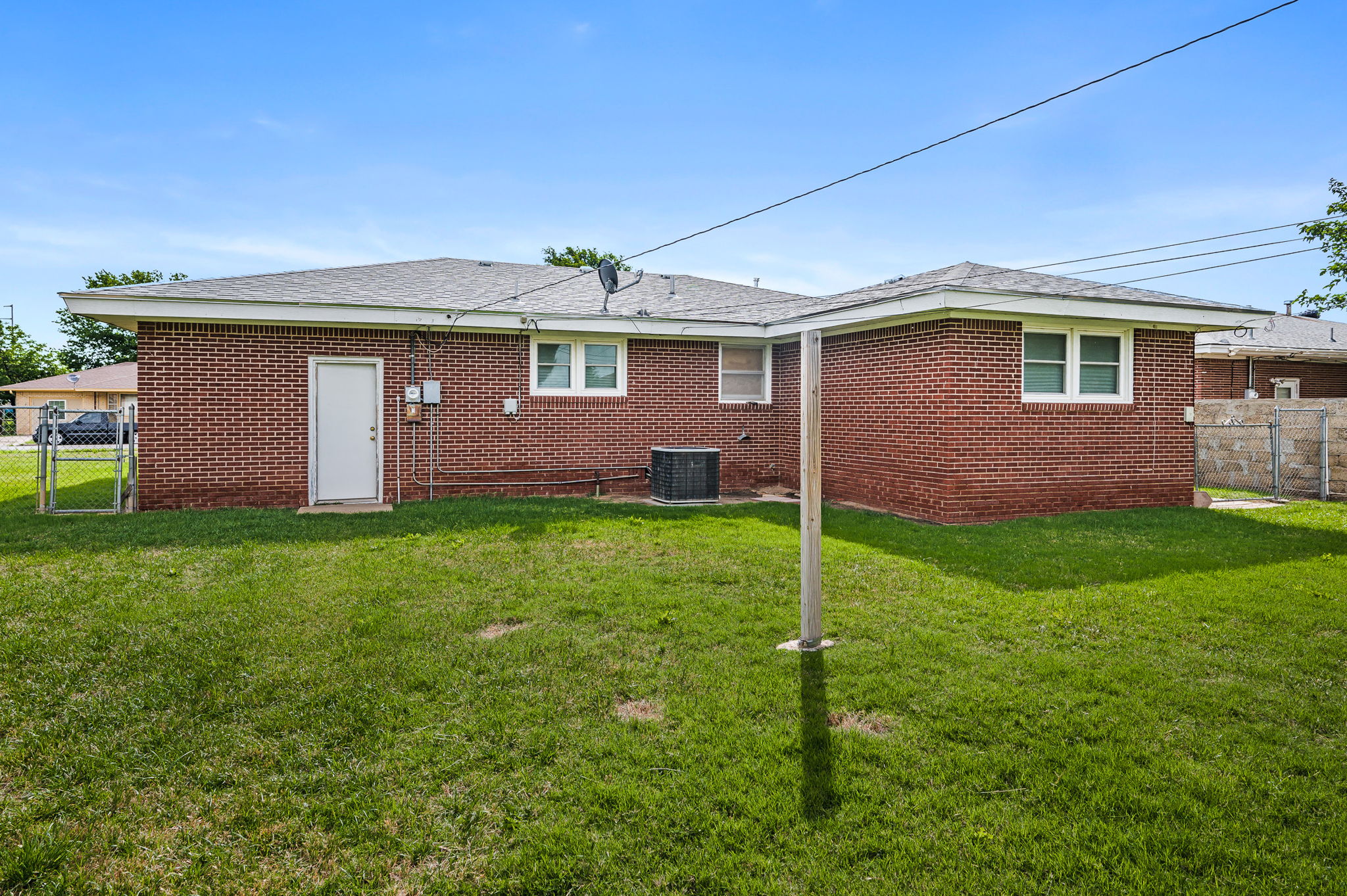 607 Powell Pampa 04