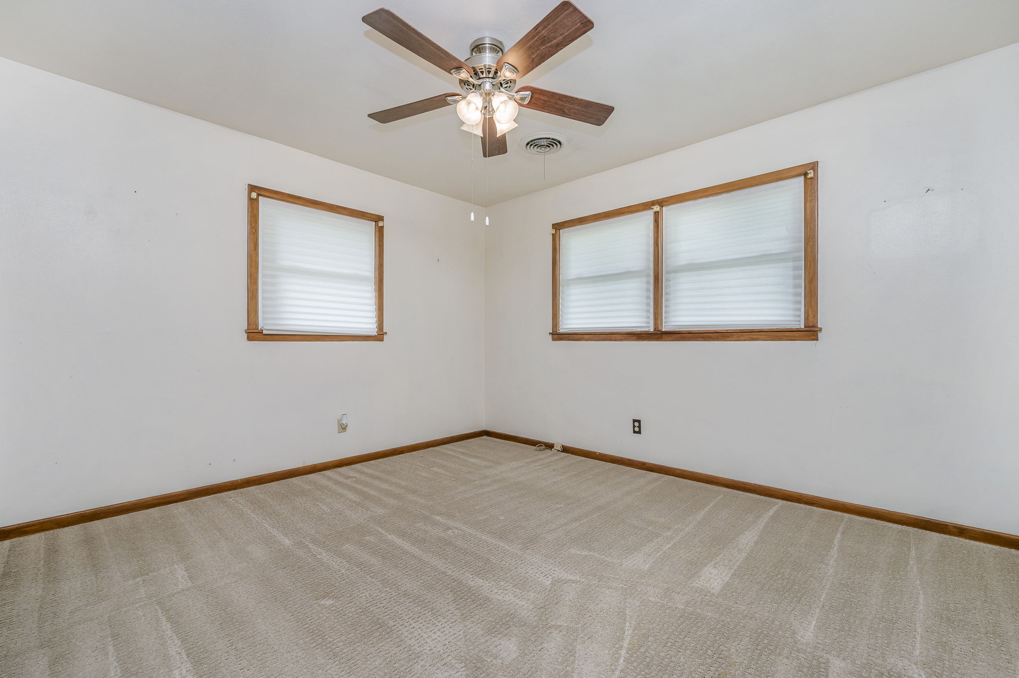 607 Powell Pampa 17