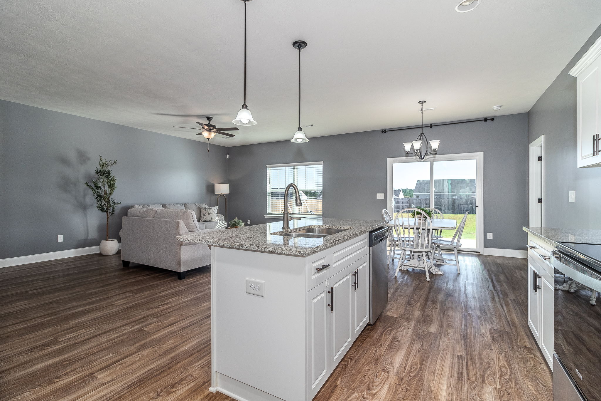 Kitchen/Living Room