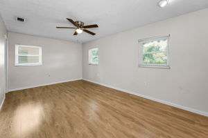 Primary Bedroom1a
