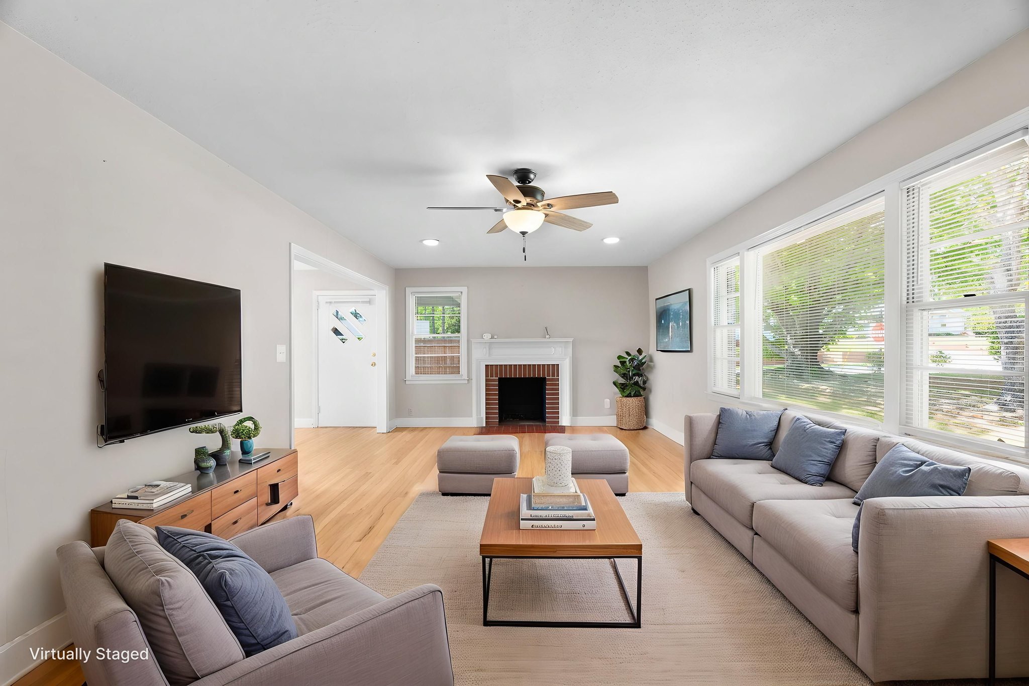 607 west farley final (13 of 39) virtually staged.jpeg