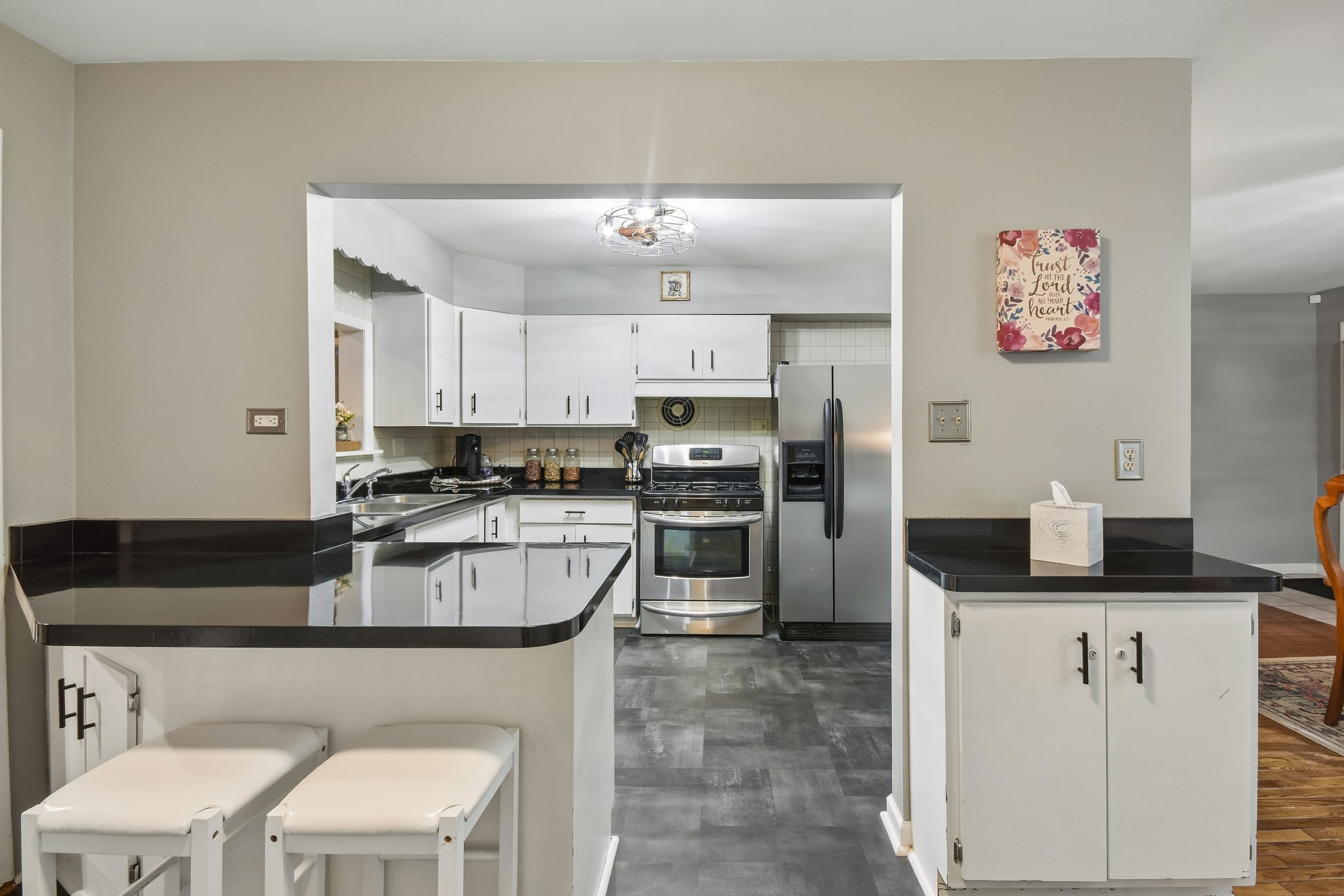 Wallace Ave-S1308-015.jpg