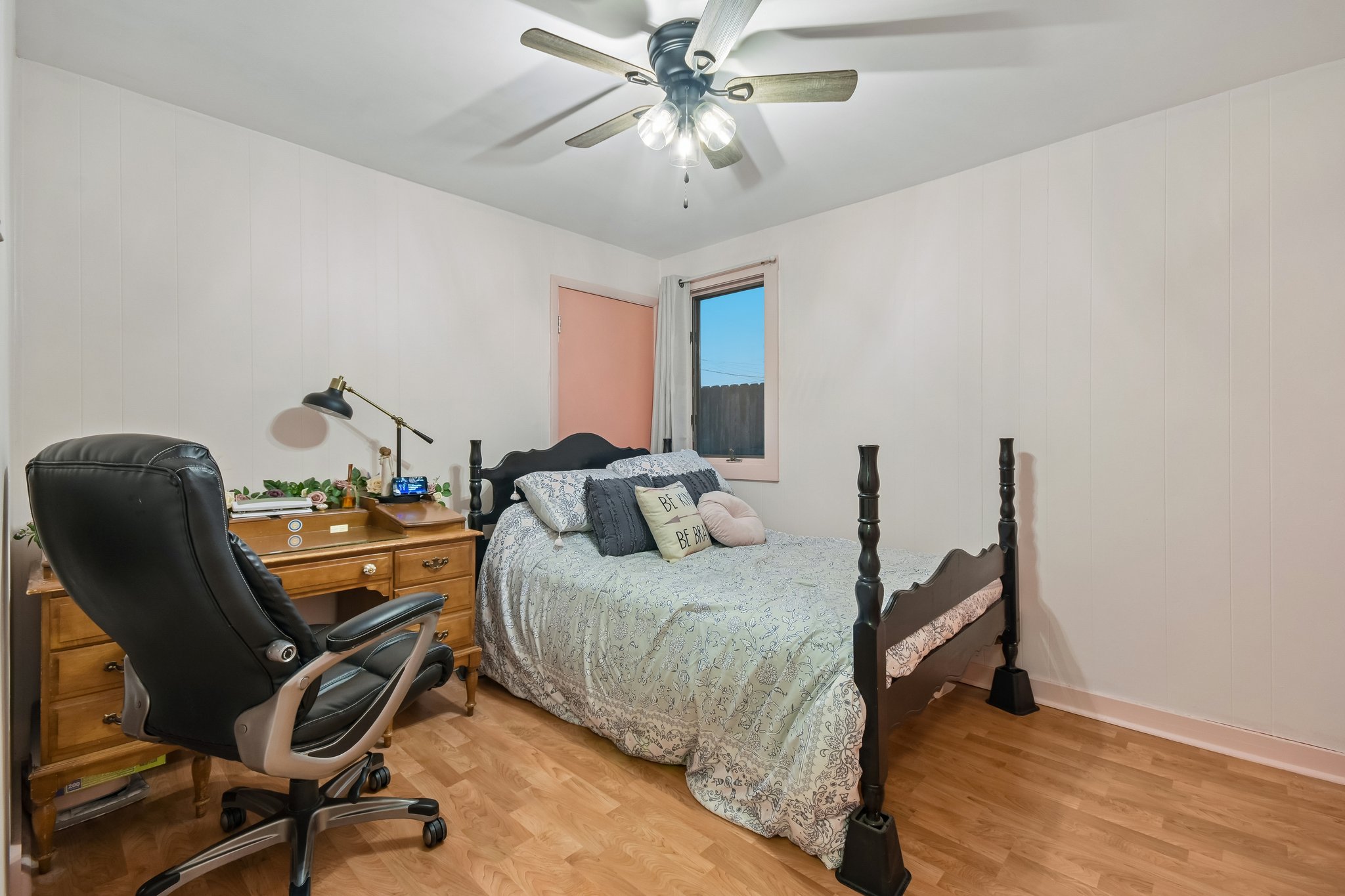 Wallace Ave-S1308-023.jpg