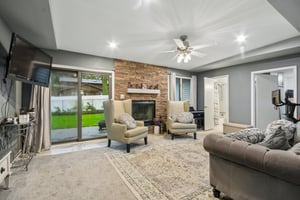 Wallace Ave-S1308-009.jpg