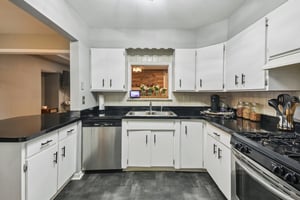 Wallace Ave-S1308-018.jpg