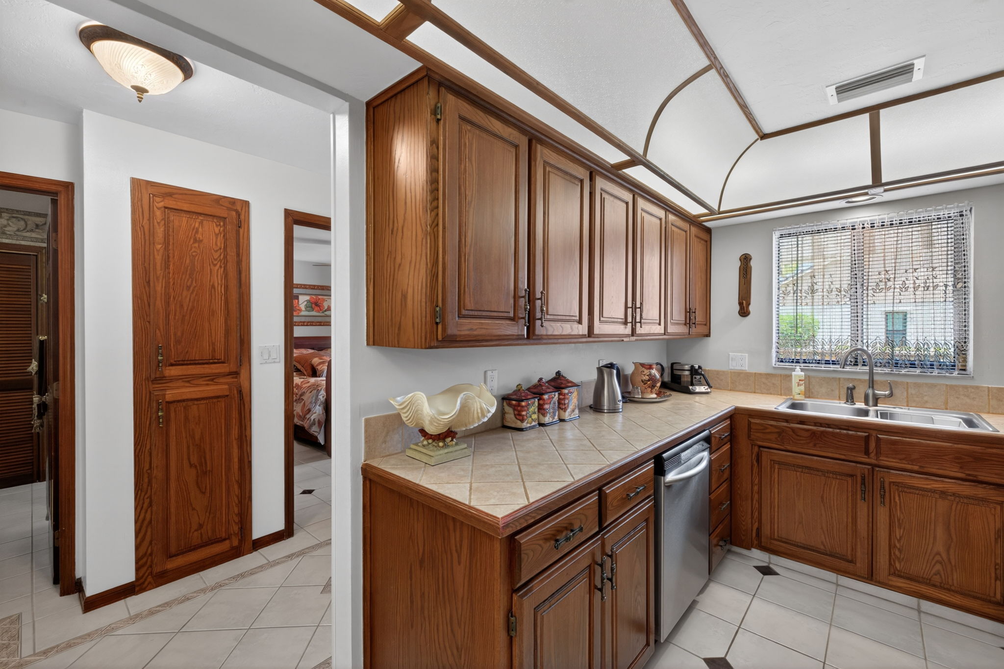 Kitchen 3 of 4