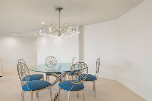 Virtual staging dining area