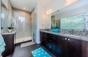 Upper Level Master Bathroom 1a