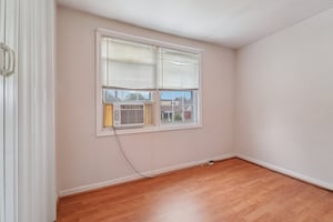 Fairlawn Pkwy-1006-026.jpg