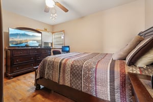 Fairlawn Pkwy-1006-030.jpg