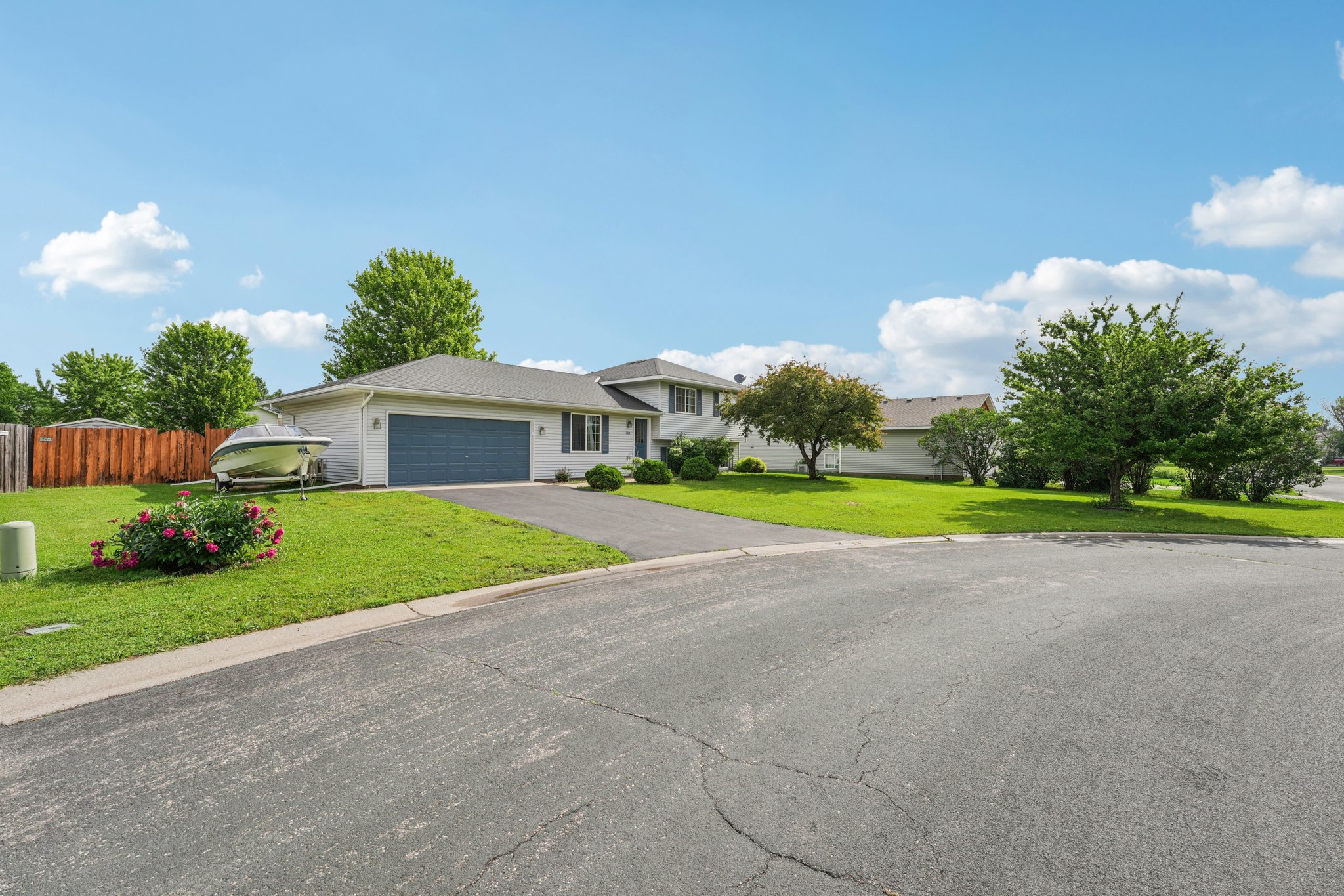 Frontier Cir-1706-004.jpg