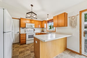Frontier Cir-1706-015.jpg