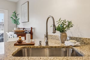 N Monument View-S2403-011.jpg