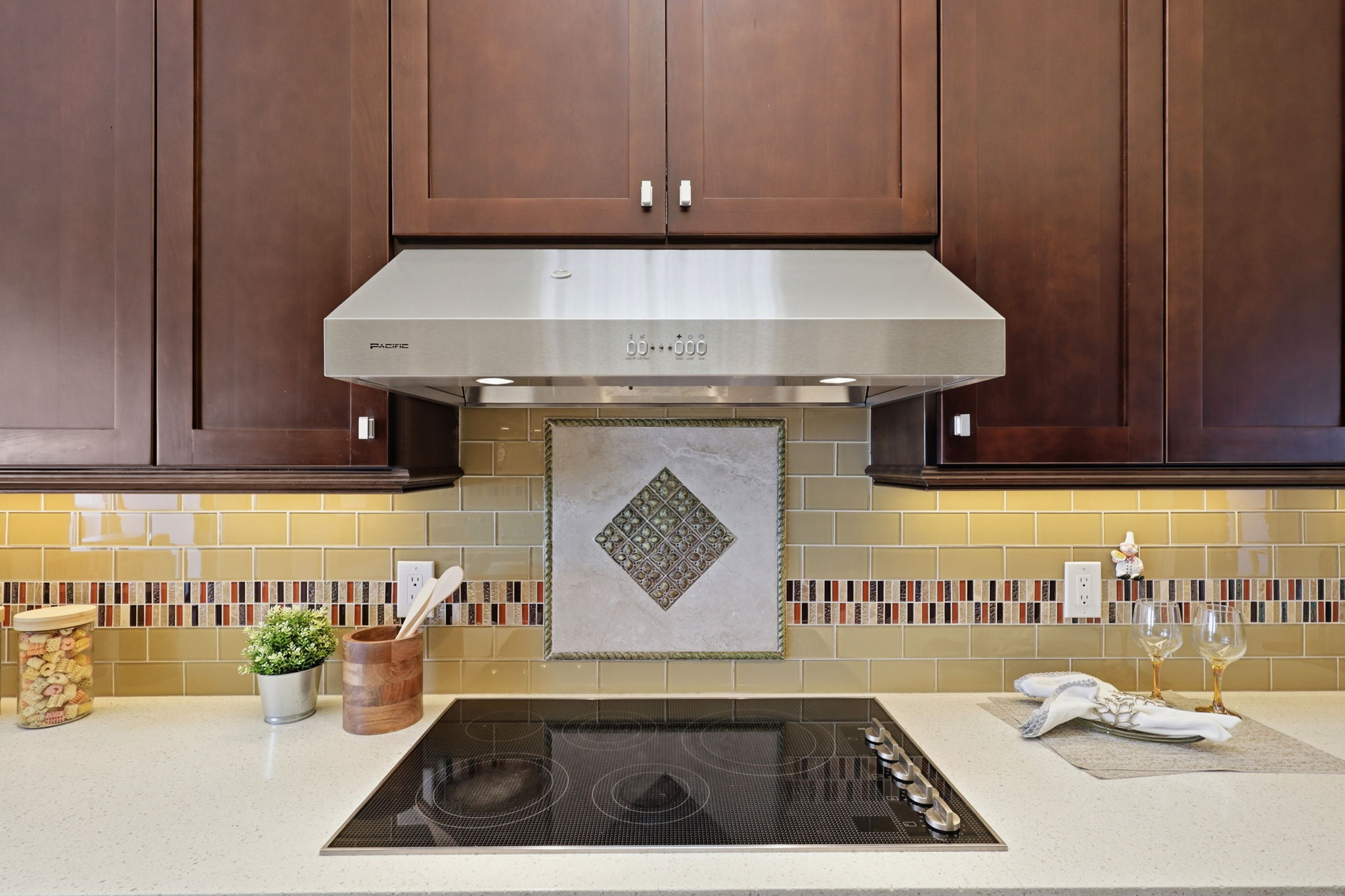 012_F8_608 Portofino Ln