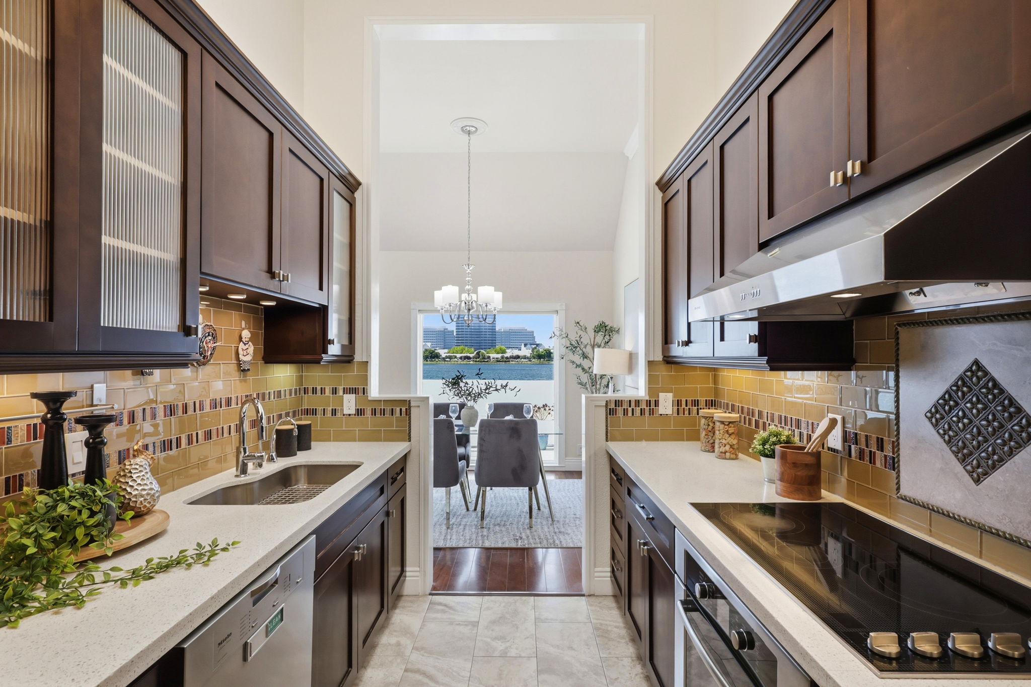 015_F8_608 Portofino Ln