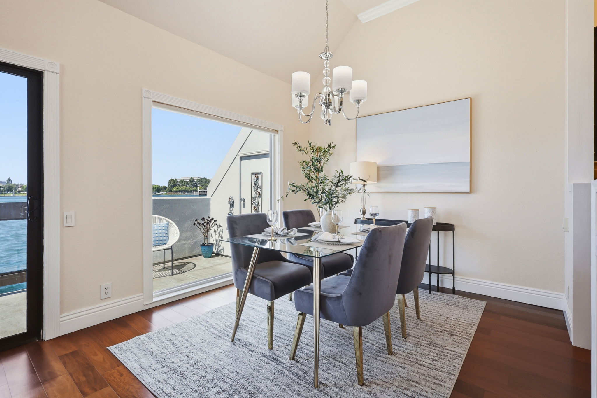 017_F8_608 Portofino Ln