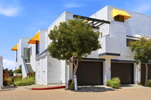002_F8_608 Portofino Ln