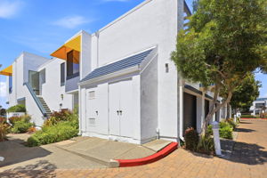 003_F8_608 Portofino Ln