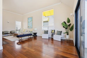 010_F8_608 Portofino Ln